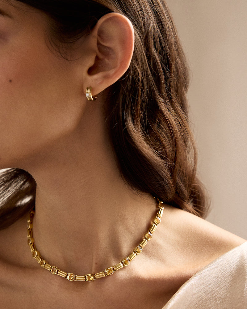 Demi Carré Huggie Earrings