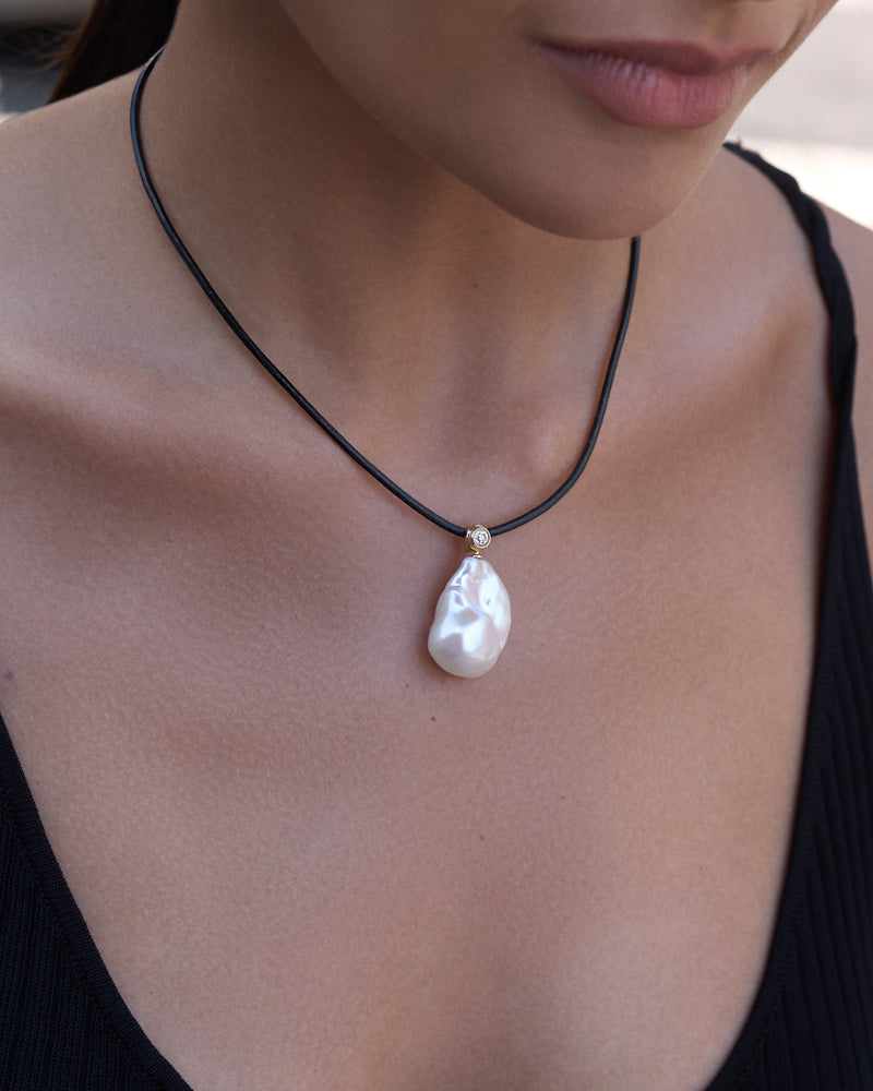 Double Bezel Diamond Baroque Pearl Pendant