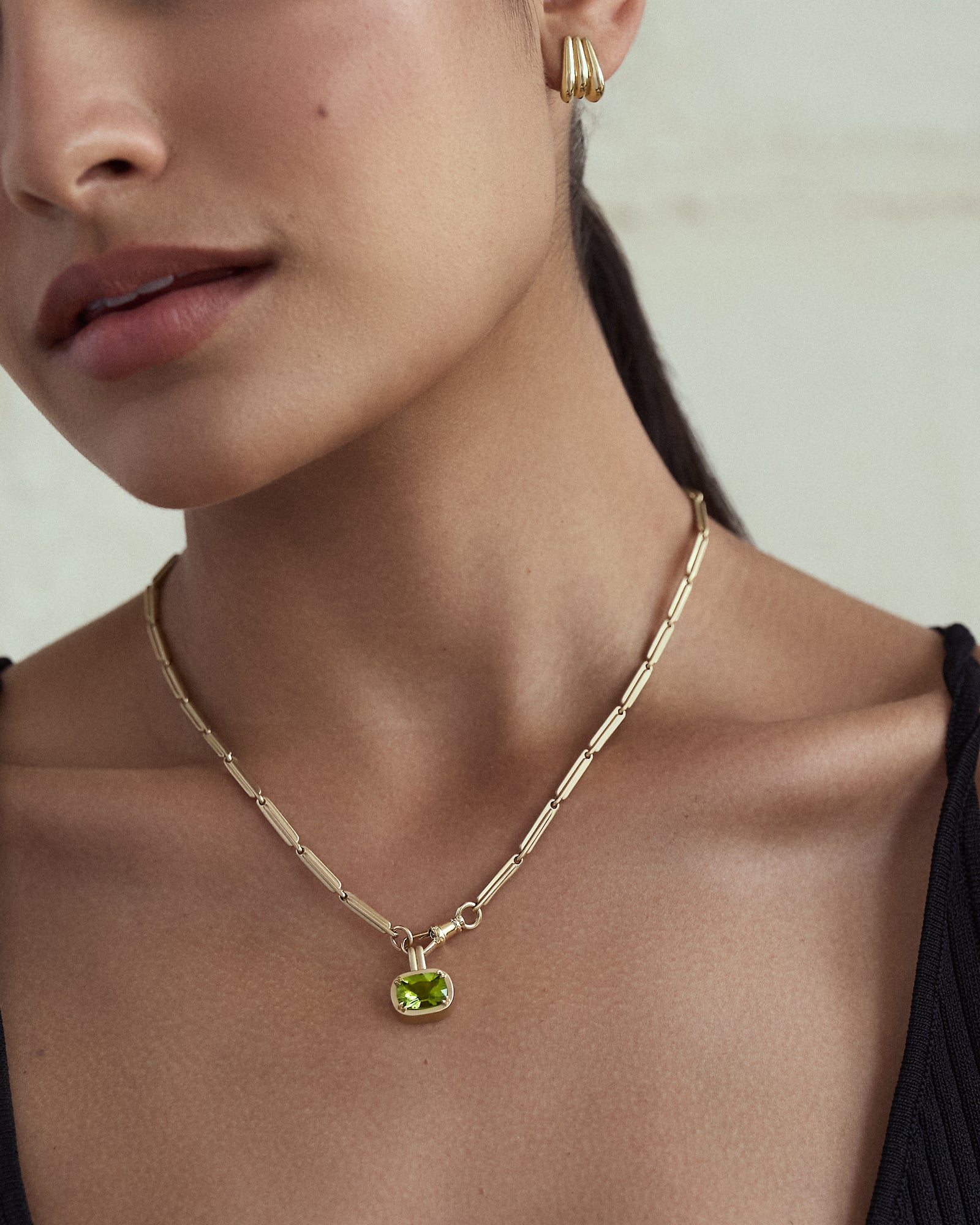 Elongated Old Mine Peridot Lilah Pendant – Ashley Zhang Jewelry