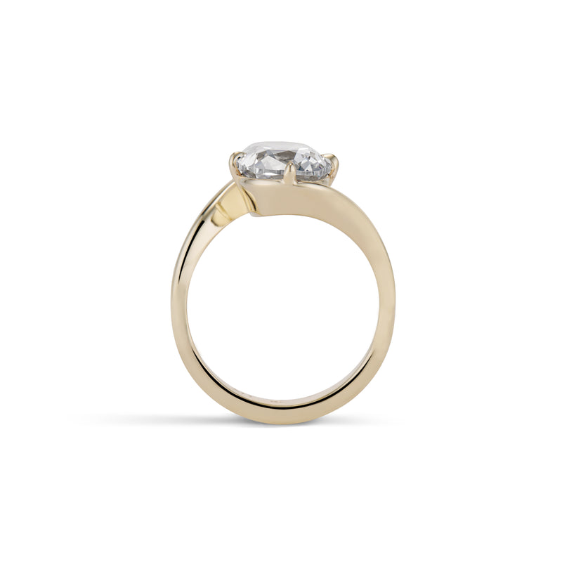Serra Engagement Ring