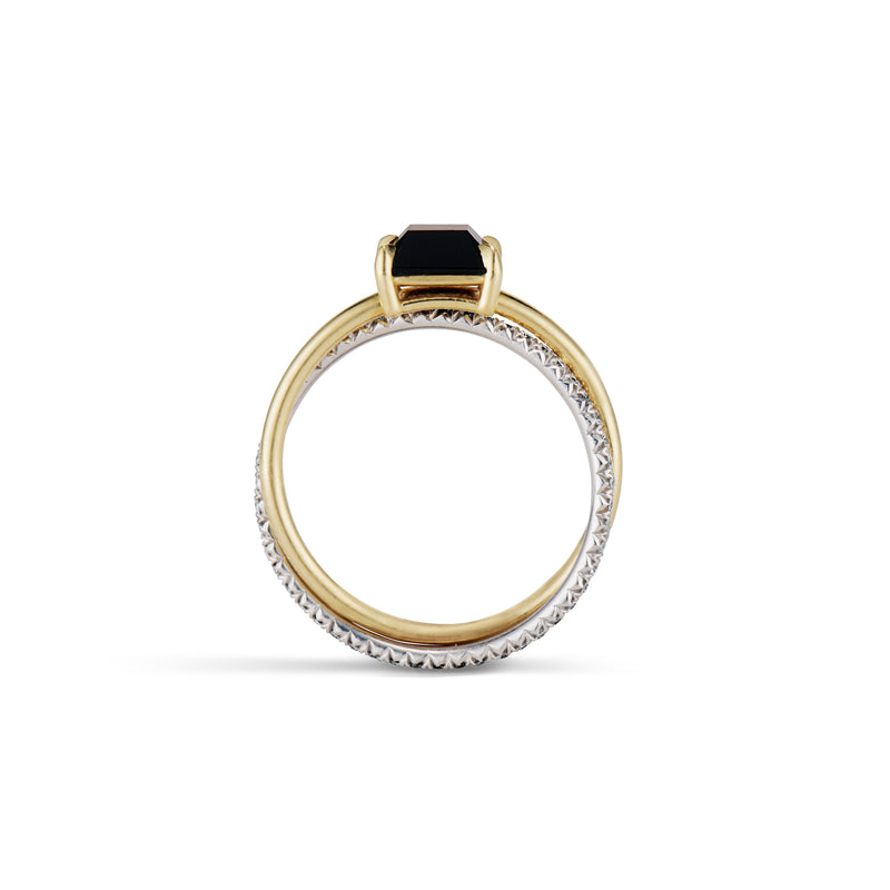 Onyx Pavé Diamond Rolling Ring