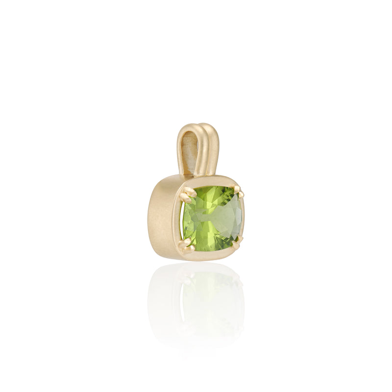 Elongated Old Mine Peridot Lilah Pendant
