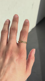 Vintage Scalloped Band