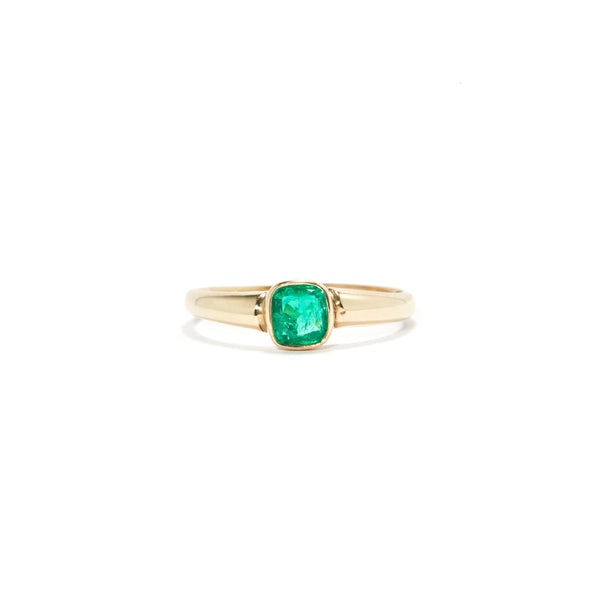 Victorian Green Emerald Bezel Ring