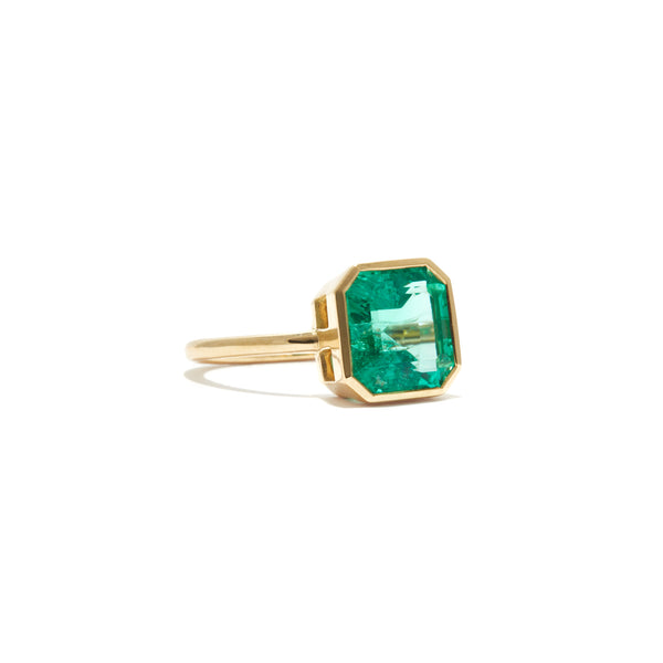 Green Emerald Bezel Ring