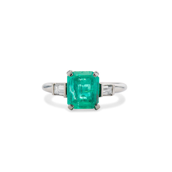 Vintage Emerald and Baguette Diamond Ring