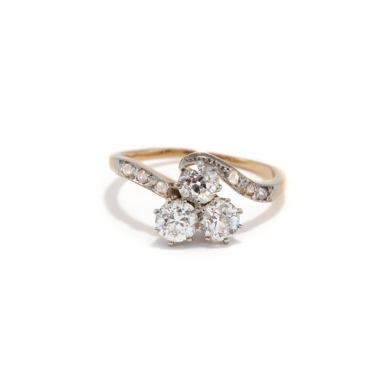 Trefoil Diamond Ring