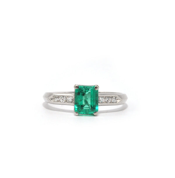 Colombian Emerald Platinum Ring