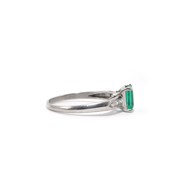 Colombian Emerald Platinum Ring