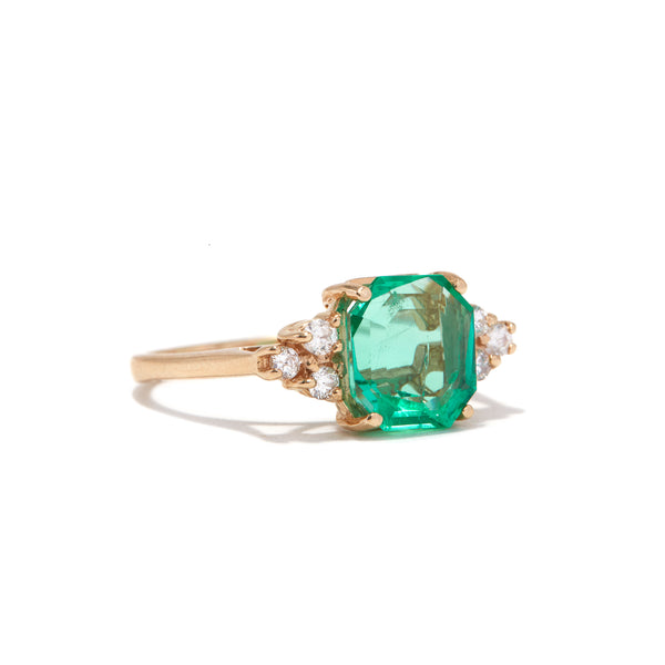 Vintage Emerald and Diamond Ring