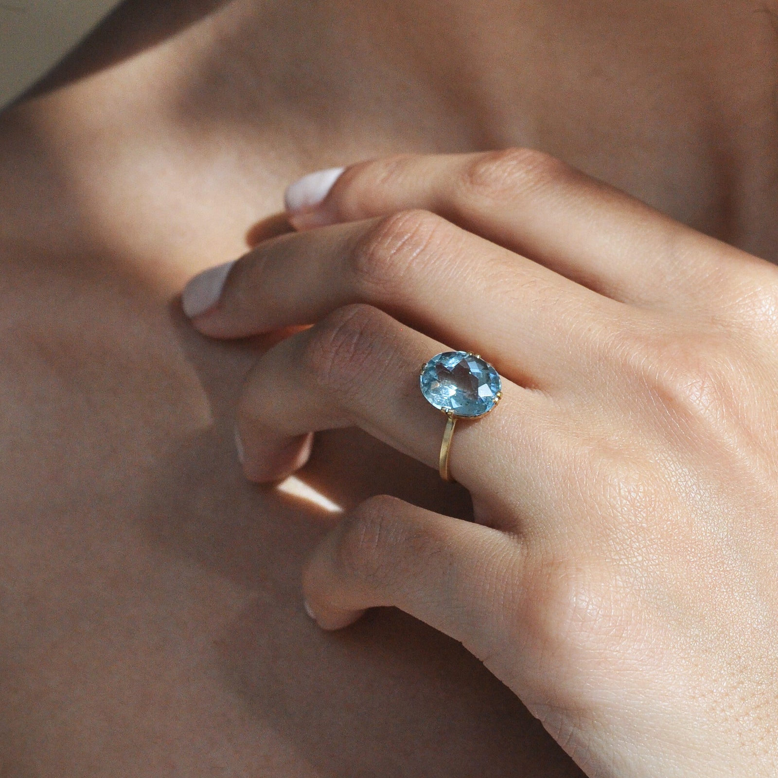 Compass Set Oval Aquamarine Ring – Ashley Zhang Jewelry