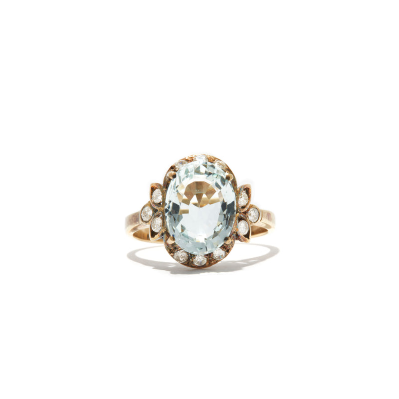 Oval Cut Aquamarine Ring